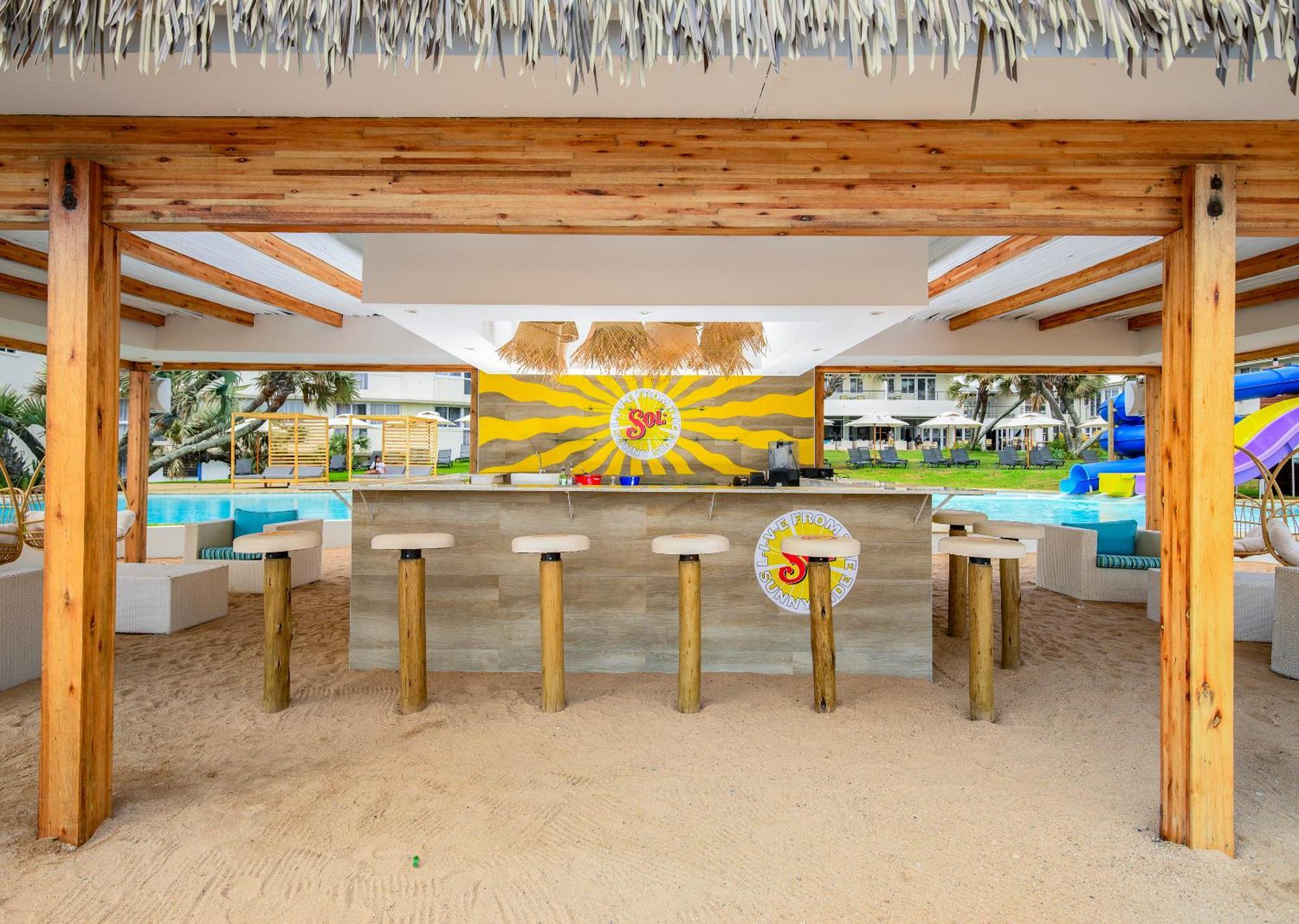 Blue Marlin All-Inclusive Seascape By Dream Resorts Скотбург Екстериор снимка